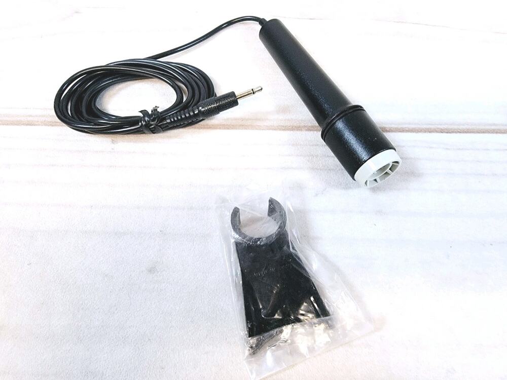 Vintage 060 Microphone W/ 3.5mm Jack & Stand NEW